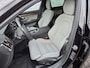 Volvo V90 T6 Plug-in Hybrid AWD Inscription Aut | Trekhaak 2100 kg | Google Maps | Long Range Accu | Harman Kardon | Elek. Stoelen | Stoel-/Stuurverwarming | Panoramadak | Wool Blend Interieur | All- seasonbanden