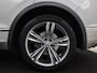 Volkswagen Tiguan 1.4 TSI R Line | 1e eigenaar | Panoramadak | Trekhaak | Stoelverwarming | Keyless | 19'' | Massage | Adaptive cruise | Navigatie | Full LED | Virtual Cockpit | Parkeerhulp | Climate control
