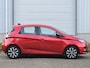 Renault Zoe R135 Evolution 52 kWh / SOH 97,54% / All Season Banden / Dealer Onderhouden / CCS Snel Laden / Achteruitrijcamera / Navigatie / Apple Carplay & Android Auto / Climate Control / Lichtmetalen Velgen /