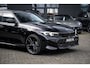 BMW 3-Serie 320e Touring M-Sport | Panoramadak | Head-up | Shadow Line | BTW