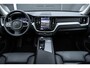 Volvo XC60 2.0 T6 Plug-in hybrid AWD Plus Dark Premium Audio by Harman en Kardon| Panoramadak| Semi Electrische Trekhaak| Lederen Interieur| Adaptieve Cruise Control| Blind Spot| Interieur Voorverwarming| Keyless Entry.