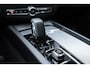 Volvo XC60 2.0 T6 Plug-in hybrid AWD Plus Dark Premium Audio by Harman en Kardon| Panoramadak| Semi Electrische Trekhaak| Lederen Interieur| Adaptieve Cruise Control| Blind Spot| Interieur Voorverwarming| Keyless Entry.