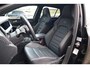 Volkswagen Golf R 4Motion | Akrapovic, Performance-pakket, Panoramadak, Harman/Kardon, Zitklima, Stuurverwarming, Memory, Apple Carplay, Adaptive Cruise Control, Head-up display