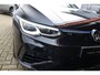 Volkswagen Golf R 4Motion | Akrapovic, Performance-pakket, Panoramadak, Harman/Kardon, Zitklima, Stuurverwarming, Memory, Apple Carplay, Adaptive Cruise Control, Head-up display