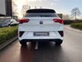 Volkswagen T-Roc 1.5 TSI 150PK R-Line / Black style / IQ LED / Voorstoelen verwarmbaar / Parkeersensoren V+A / Achteruitrijcamera / 18''LMV