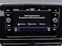 Volkswagen T-Roc 1.5 TSI R-Line / Black style / IQ LED / Voorstoelen verwarmbaar / Parkeersensoren V+A / Achteruitrijcamera / 18''LMV