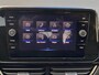 Volkswagen T-Roc 1.5 TSI 150PK R-Line / Black style / IQ LED / Voorstoelen verwarmbaar / Parkeersensoren V+A / Achteruitrijcamera / 18''LMV