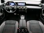 Mercedes-Benz A-klasse 250 e AMG Plug-In Hybride AMG Line | Night Pakket | Trekhaak | Sfeerverlichting | Achteruitrijcamera | Stuur en Stoelverwarming. Inclusief 24 maanden MB Certified garantie voor Europa.