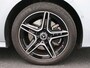 Mercedes-Benz A-klasse 250 e AMG Plug-In Hybride AMG Line | Night Pakket | Trekhaak | Sfeerverlichting | Achteruitrijcamera | Stuur en Stoelverwarming. Inclusief 24 maanden MB Certified garantie voor Europa.