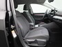 Volkswagen Golf 1.5 eHybrid Life Edition | 18 inch velgen | Adaptive cruise control | Voorklimatisering | Navigatie | Apple Carplay / Android auto |