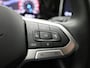Volkswagen Golf 1.5 eHybrid Life Edition | 18 inch velgen | Adaptive cruise control | Voorklimatisering | Navigatie | Apple Carplay / Android auto |