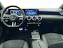 Mercedes-Benz A-klasse 250 e AMG Plug-In Hybride AMG Line | Night Pakket | Trekhaak | Sfeerverlichting  | Achteruitrijcamera | Stuur en Stoelverwarming. Inclusief 24 maanden MB Certified garantie voor Europa.