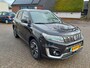 Suzuki Vitara 1.4 Boosterjet Style Smart Hybrid mooie complete auto met rekhaak!