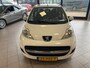 Peugeot 107 1.0-12V XS Eerste Eig AIRCO BJ 2011 !!!