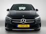 Mercedes-Benz B-klasse 180 Advantage | Stoelverwarming | LED | Car Play | Parkeerpakket met Camera | Cruise Controle | Inclusief 24 maanden Mercedes-Benz Certified garantie voor Europa.