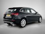 Mercedes-Benz B-klasse 180 Advantage | Stoelverwarming | LED | Car Play | Parkeerpakket met Camera | Cruise Controle | Inclusief 24 maanden Mercedes-Benz Certified garantie voor Europa.