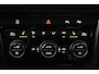 Volkswagen T-Roc 2.0 TSI 4Motion Sport (PANORAMADAK, TREKHAAK, STOELVERWARMING, ACHTERUITRIJCAMERA, DIGITALE COCKPIT)