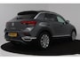 Volkswagen T-Roc 2.0 TSI 4Motion Sport (PANORAMADAK, TREKHAAK, STOELVERWARMING, ACHTERUITRIJCAMERA, DIGITALE COCKPIT)