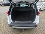 Ford Kuga 1.6 Titanium | Met o.a. panoramadak, navigatie, AppleCarPlay/AndroidAuto, camera en trekhaak!