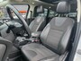Ford Kuga 1.6 Titanium | Met o.a. panoramadak, navigatie, AppleCarPlay/AndroidAuto, camera en trekhaak!