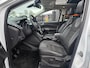 Ford Kuga 1.6 Titanium | Met o.a. panoramadak, navigatie, AppleCarPlay/AndroidAuto, camera en trekhaak!