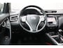 Nissan Qashqai 1.2DIG-T 116PK Connect EditionTrekhaak/Camera/Panoramadak/Parkeerhulp