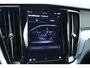 Volvo V60 T6 Plug-in hybrid AWD Plus Dark | Semi elektrische trekhaak | Premium audio by Harman Kardon | Stoelverwarming voor+achter | Stuurwielverwarming | Voorruit verwarming | Rondom zichtcamera |