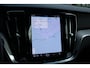 Volvo V60 T6 Plug-in hybrid AWD Plus Dark | Semi elektrische trekhaak | Premium audio by Harman Kardon | Stoelverwarming voor+achter | Stuurwielverwarming | Voorruit verwarming | Rondom zichtcamera |