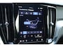 Volvo V60 T6 Plug-in hybrid AWD Plus Dark | Semi elektrische trekhaak | Premium audio by Harman Kardon | Stoelverwarming voor+achter | Stuurwielverwarming | Voorruit verwarming | Rondom zichtcamera |
