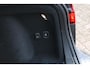 Volvo V60 T6 Plug-in hybrid AWD Plus Dark | Semi elektrische trekhaak | Premium audio by Harman Kardon | Stoelverwarming voor+achter | Stuurwielverwarming | Voorruit verwarming | Rondom zichtcamera |