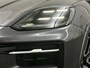 Porsche Cayenne 3.0 E-Hybrid | 360 Camera | ACC | Sport-Design | Panorama | Soft-Close | Nachtzicht | Stoelventilatie | BOSE | Sport-Chrono | Luchtvering | Trekhaak | Stoelverwarming V+A  | Sport-Uitlaat | Matrix-LED | 22'' | Keyless-Entry | Stuurverwarming | Comfortstoelen | Memory | Carplay |