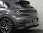Porsche Cayenne 3.0 E-Hybrid | 360 Camera | ACC | Sport-Design | Panorama | Soft-Close | Nachtzicht | Stoelventilatie | BOSE | Sport-Chrono | Luchtvering | Trekhaak | Stoelverwarming V+A  | Sport-Uitlaat | Matrix-LED | 22'' | Keyless-Entry | Stuurverwarming | Comfortstoelen | Memory | Carplay |