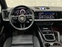 Porsche Cayenne 3.0 E-Hybrid | 360 Camera | ACC | Sport-Design | Panorama | Soft-Close | Nachtzicht | Stoelventilatie | BOSE | Sport-Chrono | Luchtvering | Trekhaak | Stoelverwarming V+A  | Sport-Uitlaat | Matrix-LED | 22'' | Keyless-Entry | Stuurverwarming | Comfortstoelen | Memory | Carplay |