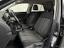 Volkswagen T-Roc 1.5 TSI 150pk DSG | ACC | Origineel NL | BOVAG Garantie | Trekhaak 1500kg | Camera | Lane Assist | Groot Navi | Carplay | Climate Control | Getint Glas | 17'' | Adaptieve Cruise Control | Parkeercamera | Caravantrekker!