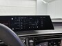 Peugeot e-5008 GT 73 kWh 210pk Automaat | Warmtepomp | 3 Fase | Schuif-/Kanteldak | Navigatie | Achteruitrijcamera | Elektrische achterklep | Adaptieve cruise control | Apple Carplay/Android Auto | Dodehoekdetectie | Keyless Entry/Start | Full-LED Koplampen | 19" LMV |