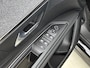 Peugeot 3008 HYbrid Allure Pack 225pk Automaat | 1ste eigenaar | Camera | LED lampen | Dodehoekdetectie | Stoelverwarming | Apple Carplay/Android Auto | Cruise Control |