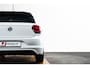 Volkswagen Polo 2.0 TSI GTI Panoramadak - ACC - Winterpakket - Spiegelpakket - Getinte Ruiten - Sound systeem Beats - Parkeerassistent - Licht/Zicht pakket - Proactieve inzittendenbescherming -