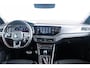 Volkswagen Polo 2.0 TSI GTI Panoramadak - ACC - Winterpakket - Spiegelpakket - Getinte Ruiten - Sound systeem Beats - Parkeerassistent - Licht/Zicht pakket - Proactieve inzittendenbescherming -