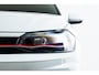 Volkswagen Polo 2.0 TSI GTI Panoramadak - ACC - Winterpakket - Spiegelpakket - Getinte Ruiten - Sound systeem Beats - Parkeerassistent - Licht/Zicht pakket - Proactieve inzittendenbescherming -