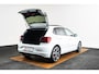 Volkswagen Polo 2.0 TSI GTI Panoramadak - ACC - Winterpakket - Spiegelpakket - Getinte Ruiten - Sound systeem Beats - Parkeerassistent - Licht/Zicht pakket - Proactieve inzittendenbescherming -