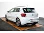 Volkswagen Polo 2.0 TSI GTI Panoramadak - ACC - Winterpakket - Spiegelpakket - Getinte Ruiten - Sound systeem Beats - Parkeerassistent - Licht/Zicht pakket - Proactieve inzittendenbescherming -