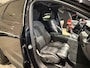 Volvo XC60 Plug-in Hybrid T6 AWD Plus Black Edition | Facelift | Adaptieve Cruise Control | Panoramadak | Harman Kardon Audio | 21" Velgen | 360° Parkeercamera | Stoel- en stuurverwarming |