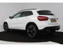 Mercedes-Benz GLA 200 Premium Plus (STOELVERWARMING, ACHTERUITRIJCAMERA, CRUISE CONTROL, PARKEERSENSOREN, NAVIGATIE)