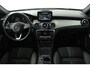 Mercedes-Benz GLA 200 Premium Plus (STOELVERWARMING, ACHTERUITRIJCAMERA, CRUISE CONTROL, PARKEERSENSOREN, NAVIGATIE)