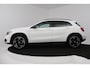 Mercedes-Benz GLA 200 Premium Plus (STOELVERWARMING, ACHTERUITRIJCAMERA, CRUISE CONTROL, PARKEERSENSOREN, NAVIGATIE)