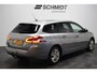 Peugeot 308 SW 1.2 PureTech Blue Executive | Trekhaak | Panoramadak | Navigatie