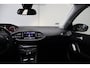 Peugeot 308 SW 1.2 PureTech Blue Executive | Trekhaak | Panoramadak | Navigatie