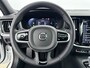 Volvo V60 T6 Recharge Ultra Dark | 19" | Sportstoelen | Trekhaak | Panoramadak | 360 Camera | Head-up | Harman Kardon | Elektr. verst. Stoelen | Full LED | Adaptieve Crusie | BLIS