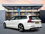 Volvo V60 T6 Recharge Ultra Dark | 19" | Sportstoelen | Trekhaak | Panoramadak | 360 Camera | Head-up | Harman Kardon | Elektr. verst. Stoelen | Full LED | Adaptieve Crusie | BLIS