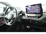 Volkswagen ID.4 First 204pk 77 kWh Trekhaak Camera Warmtepomp Stoelverwarming Navigatie